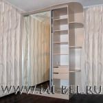 зеркальный шкаф фото
